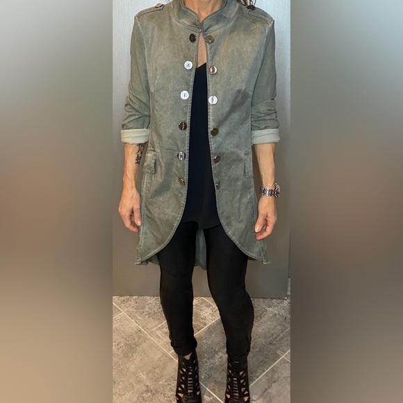 SUZY D LONDON WOMANS SIZE LARGE OPEN FRONT DISTRESSED MILITARY STYLE JACKET - Picture 4 of 9